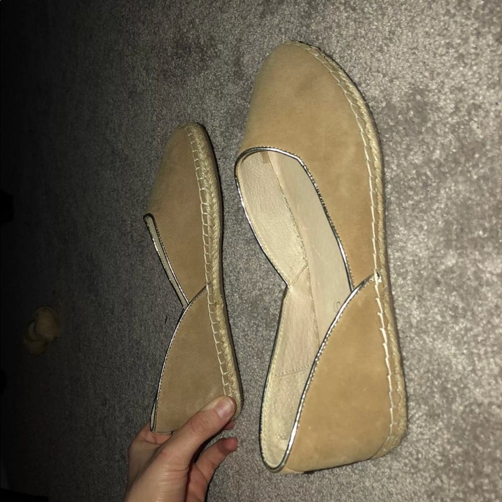 Flats - Picture 2 of 2